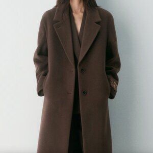 Aritzia The Only Coat - Short, Size Small